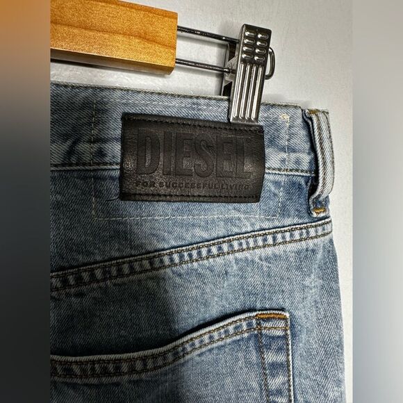 Diesel Blue Denim D-Mirk Shorts Mens Size 34 - Picture 8 of 11